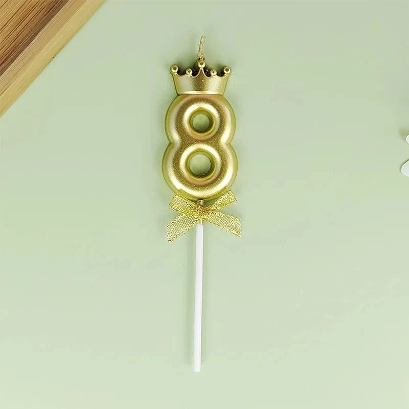 Golden Crown Birthday Candle: #8