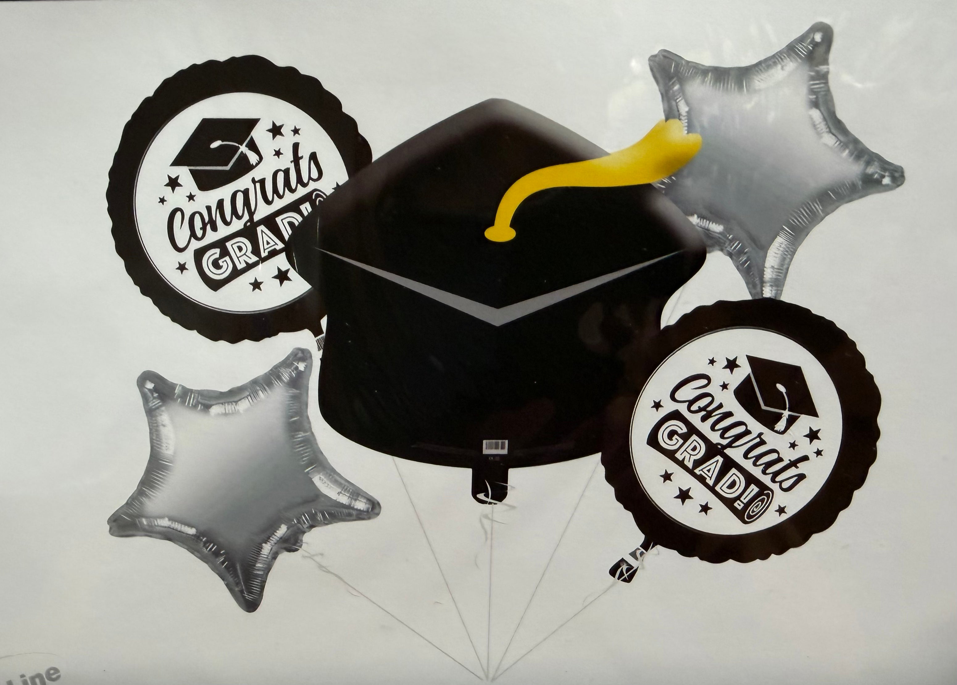 BQT Congrats Grad Black wBlack Cap