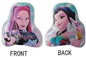 20" K POP: Zoey and Mira